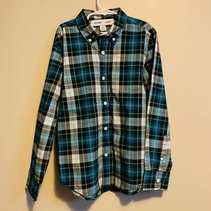 Boys Long-Sleeve Button Down Shirt (Size M/8)